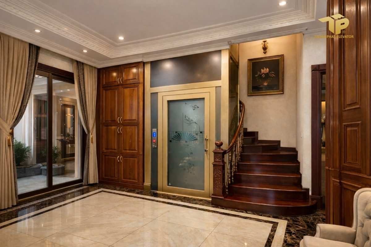 Nha 1 1536x1024 74 - Thang may chinh hang