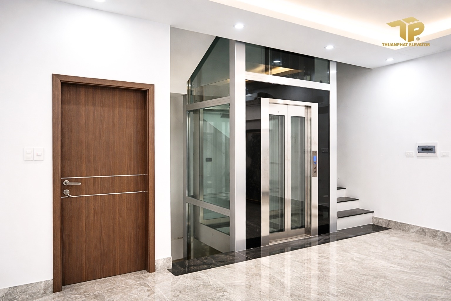 Nha 1 1536x1024 92 - Thang may chinh hang