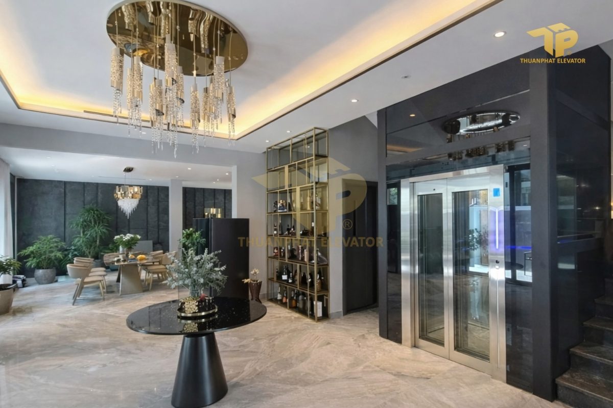 Nha 2 11 - Thang may chinh hang