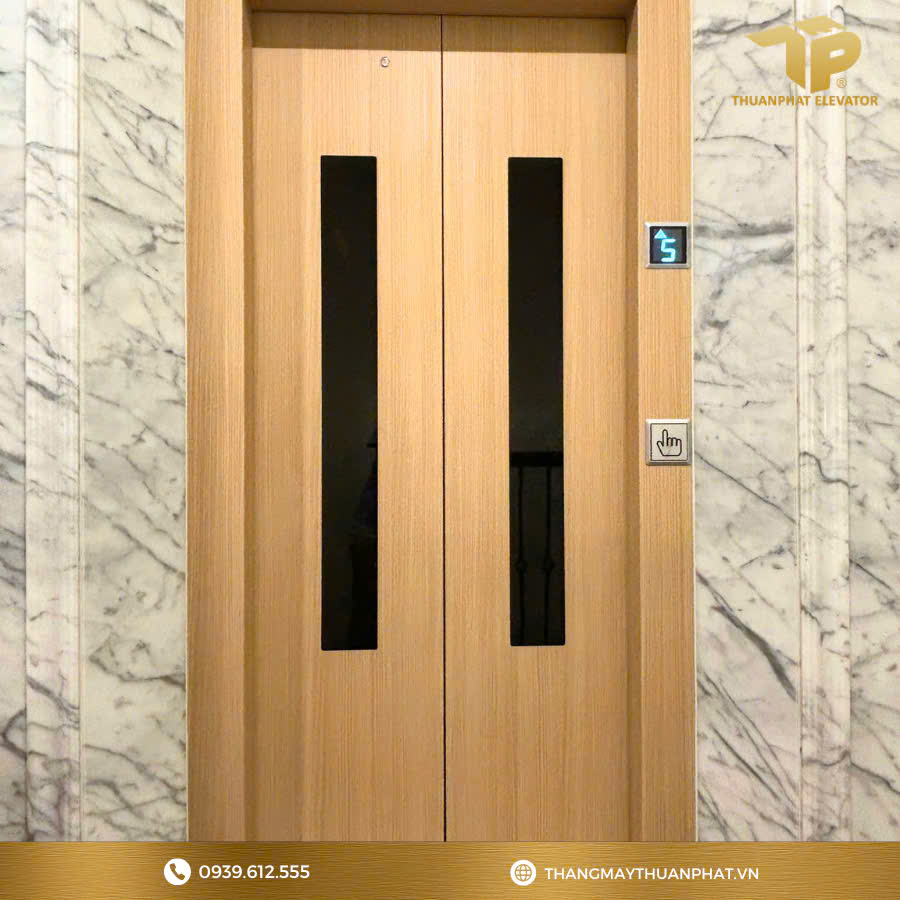 cd783c040f418e1fd750 - Thang may chinh hang