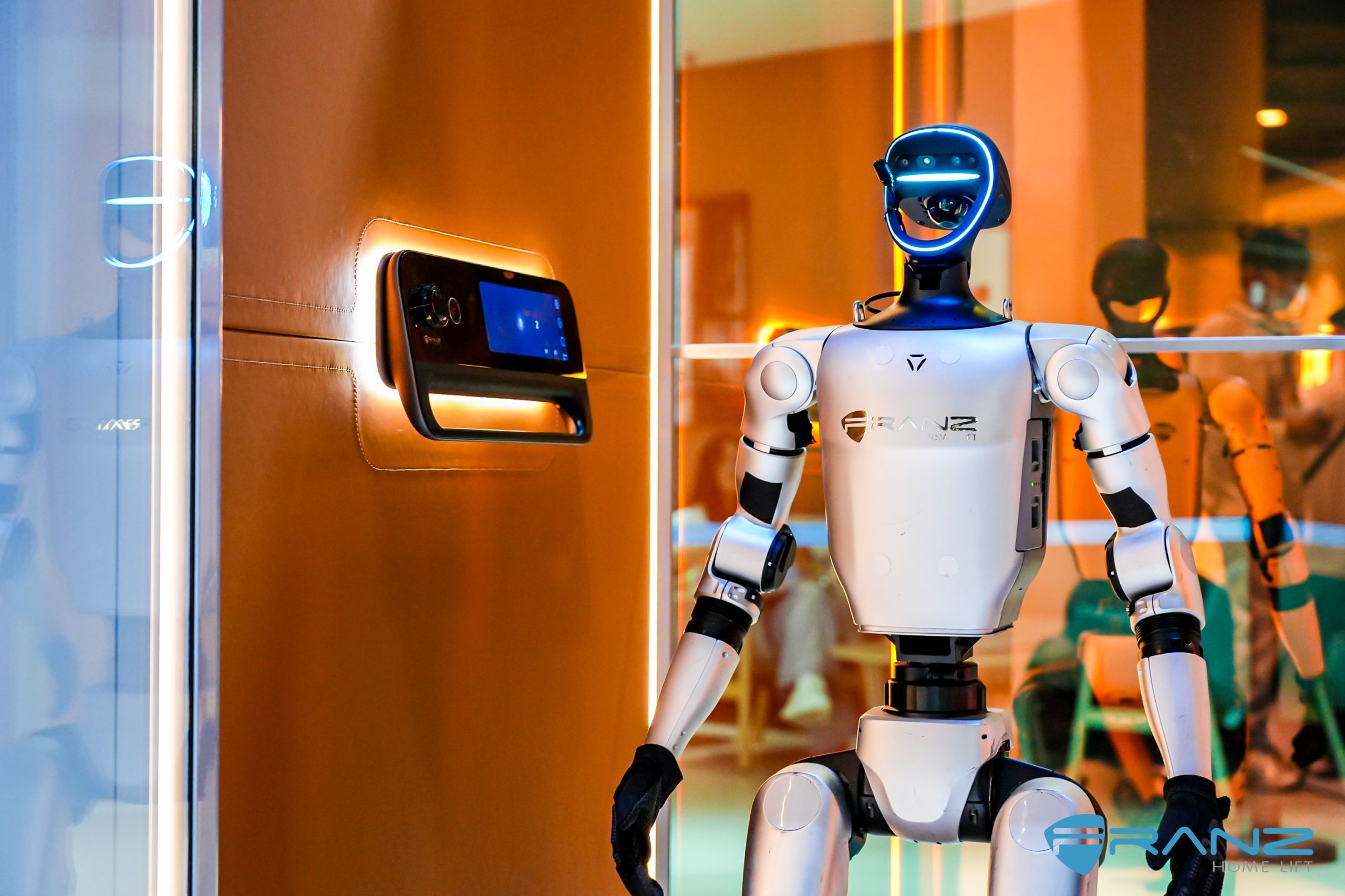 00102672 scaled - Thang may chinh hang