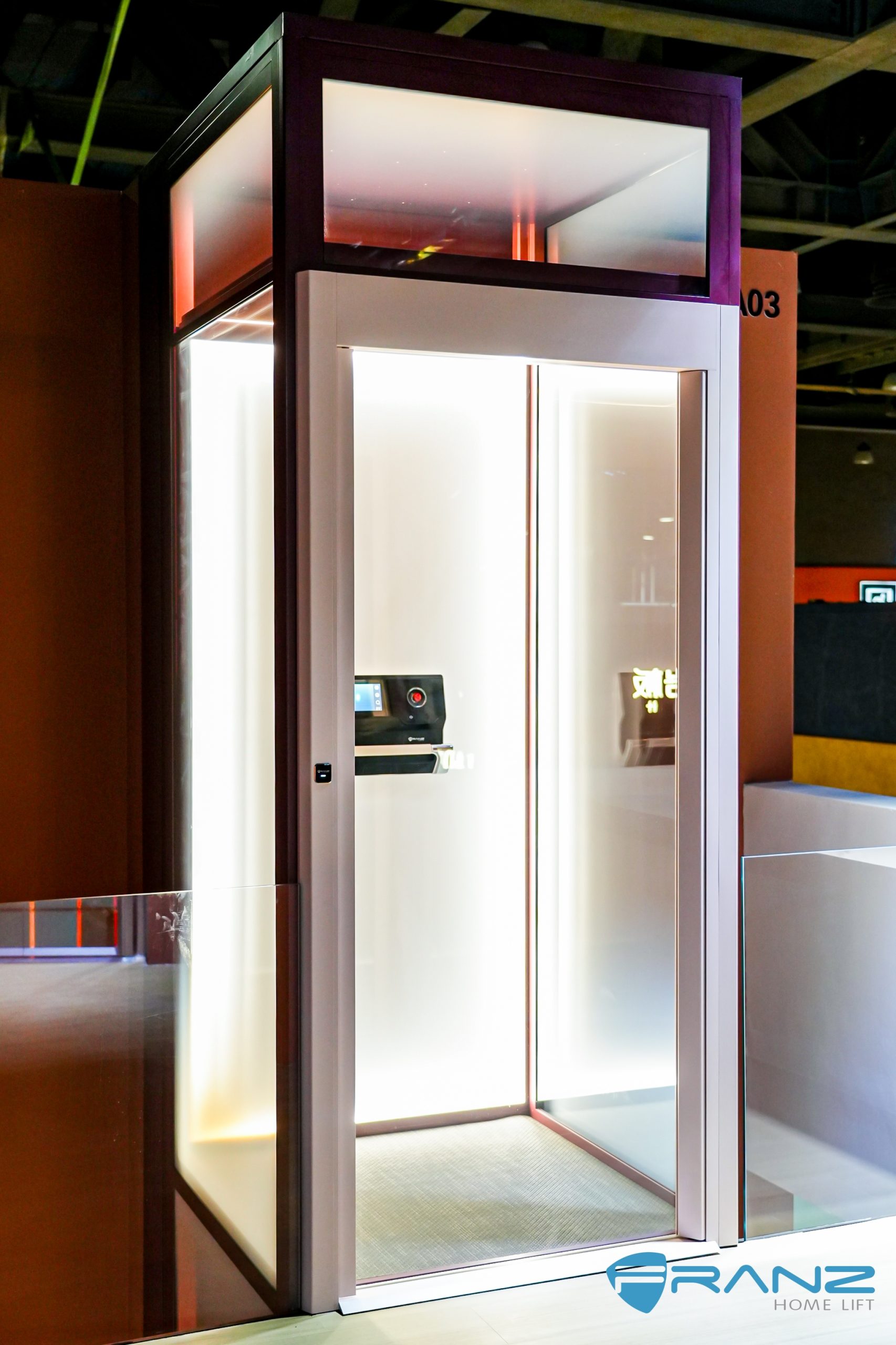 00106514 scaled - Thang may chinh hang