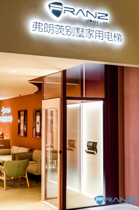 00106636 - Thang may chinh hang