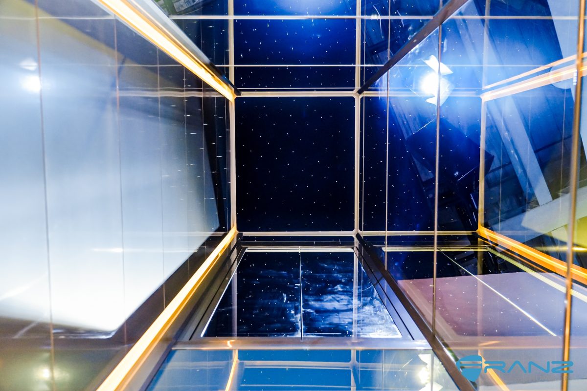 00106661 - Thang may chinh hang