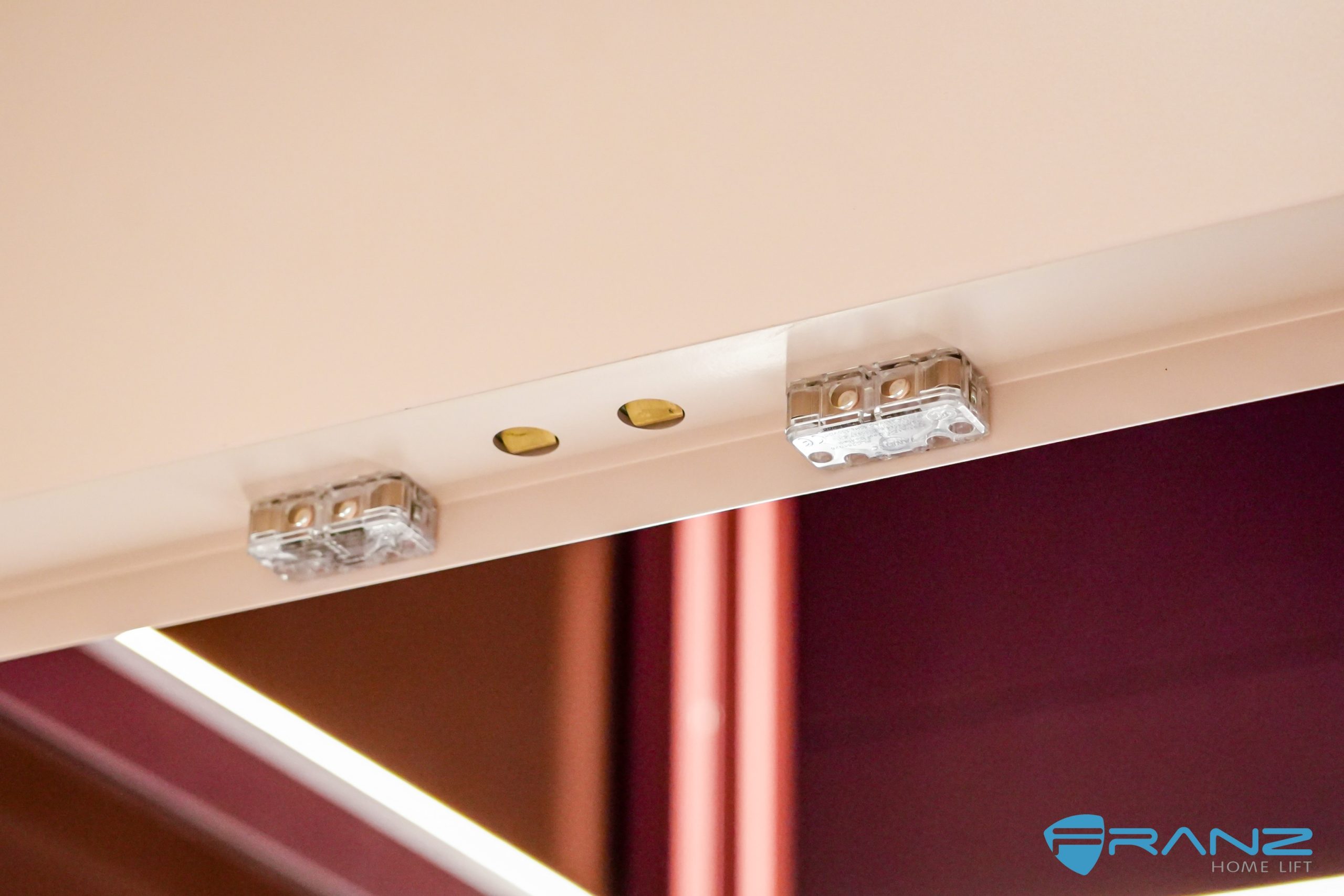 00109496 scaled - Thang may chinh hang