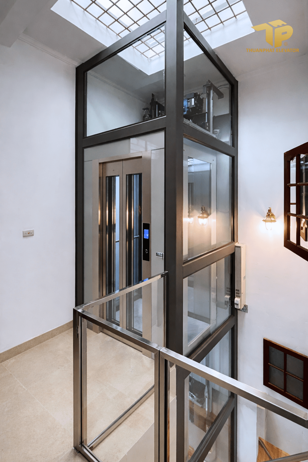 1024x1536px anh thang doc 43 - Thang may chinh hang