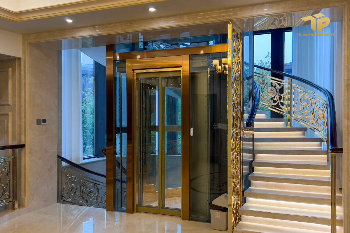 Anh ngang cac cong trinh 6 - Thang may chinh hang