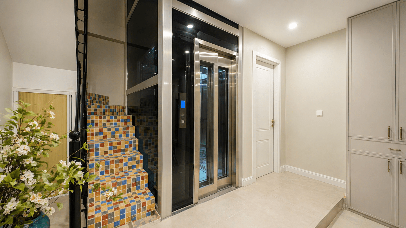 ChatGPT Image 08 38 52 28 thg 4 2026 - Thang may chinh hang