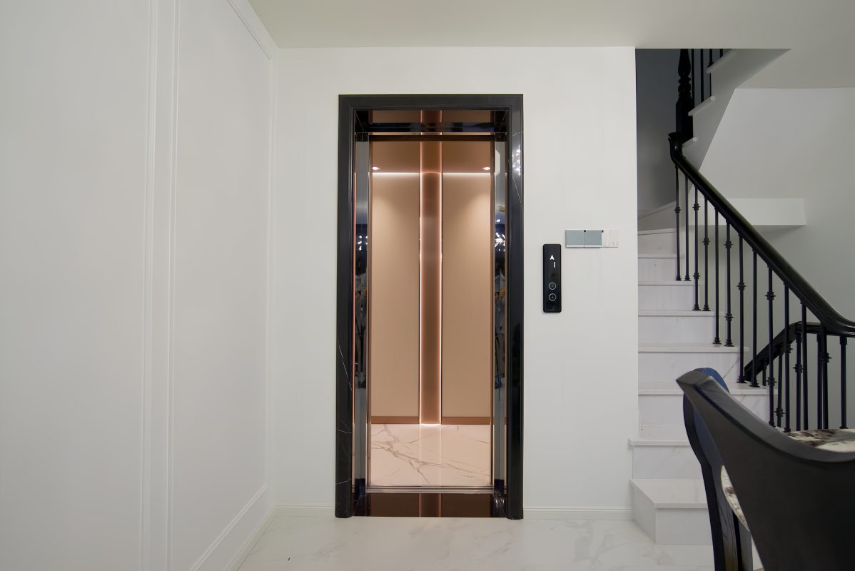 DSC03239 副本 - Thang may chinh hang