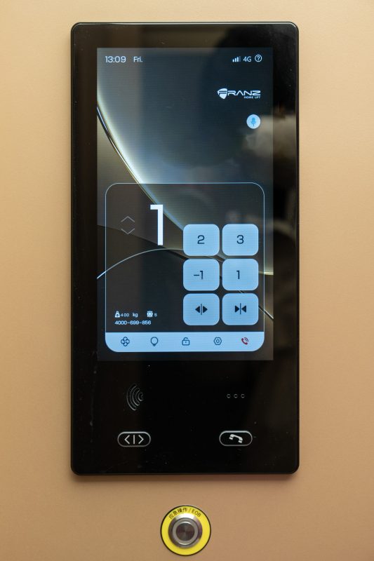 DSC03641 拷贝 - Thang may chinh hang