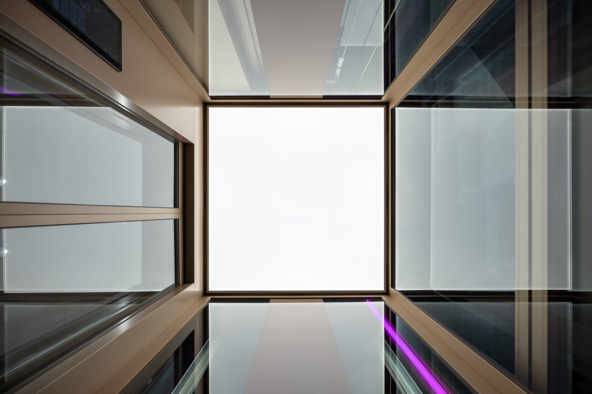 DSC03740 拷贝 - Thang may chinh hang