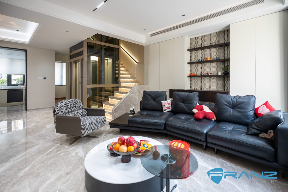 DSC04724 拷贝 - Thang may chinh hang