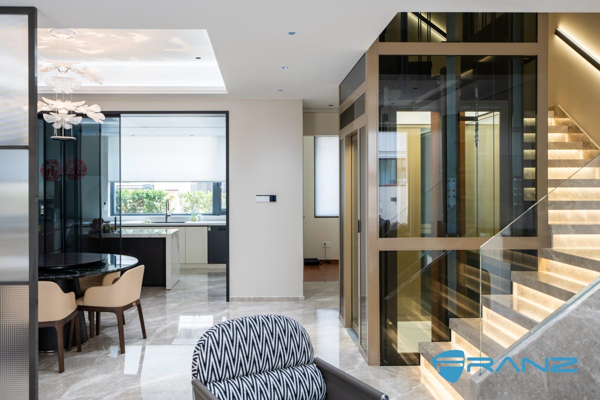 DSC04728 拷贝 - Thang may chinh hang