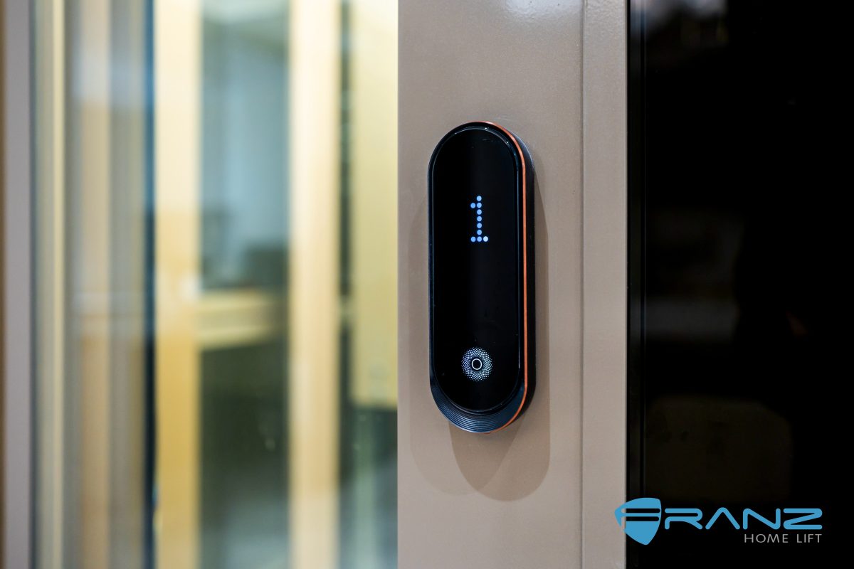 DSC04732 拷贝 - Thang may chinh hang