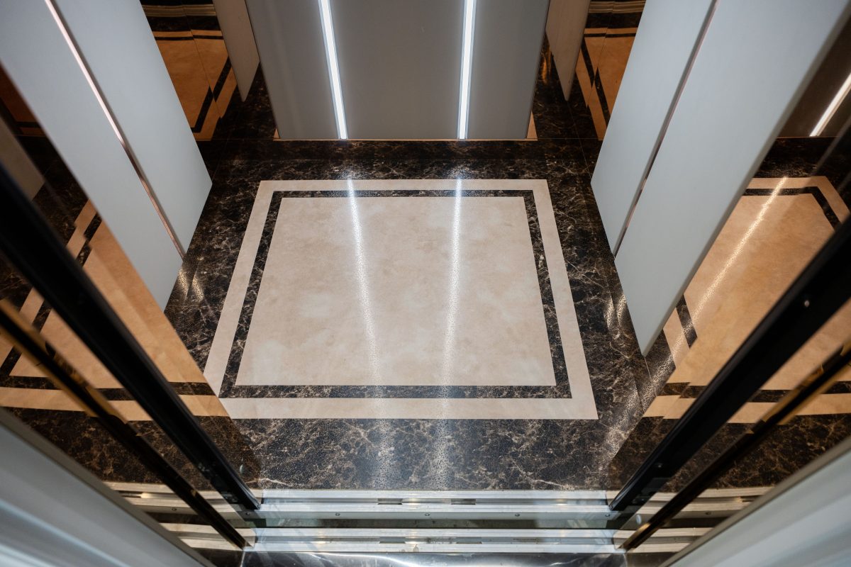 DSC04854 拷贝 - Thang may chinh hang