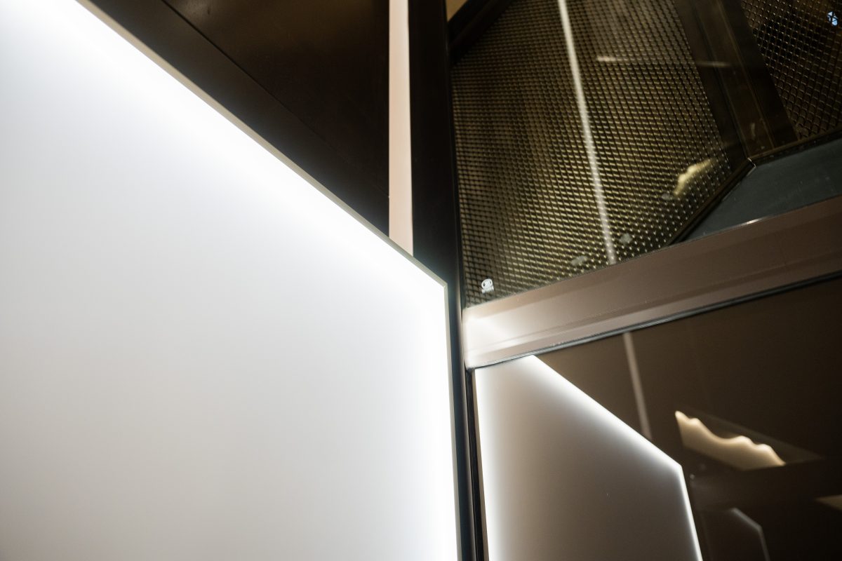 DSC05233 拷贝 - Thang may chinh hang