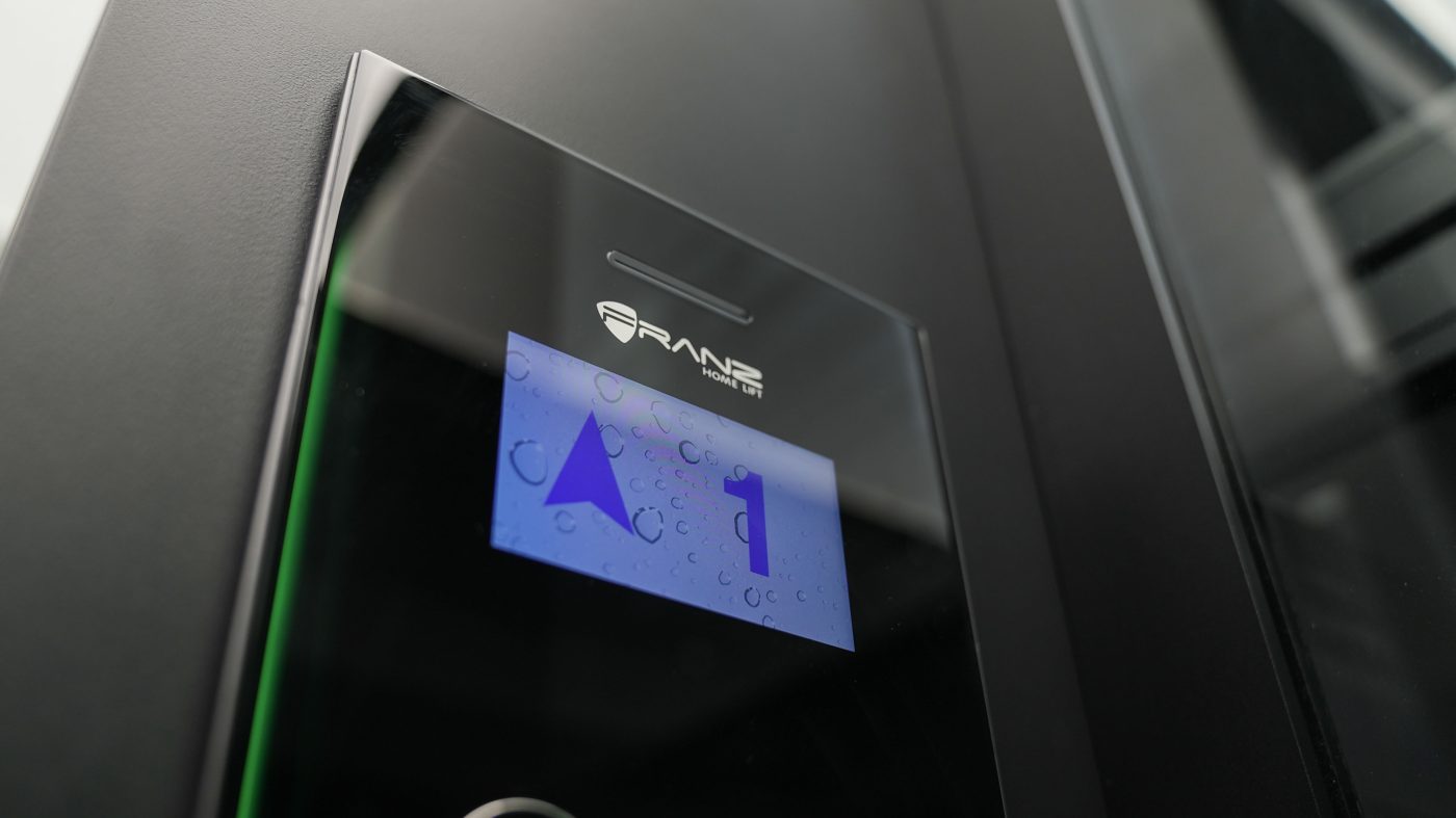 DSC05894 拷贝 - Thang may chinh hang