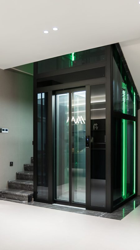 DSC05930 拷贝 - Thang may chinh hang