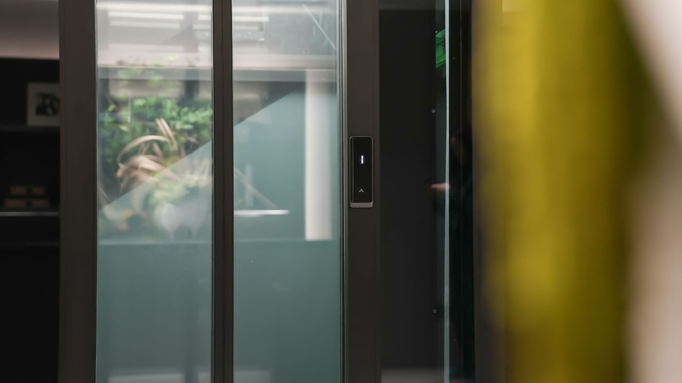 DSC05986 拷贝 - Thang may chinh hang