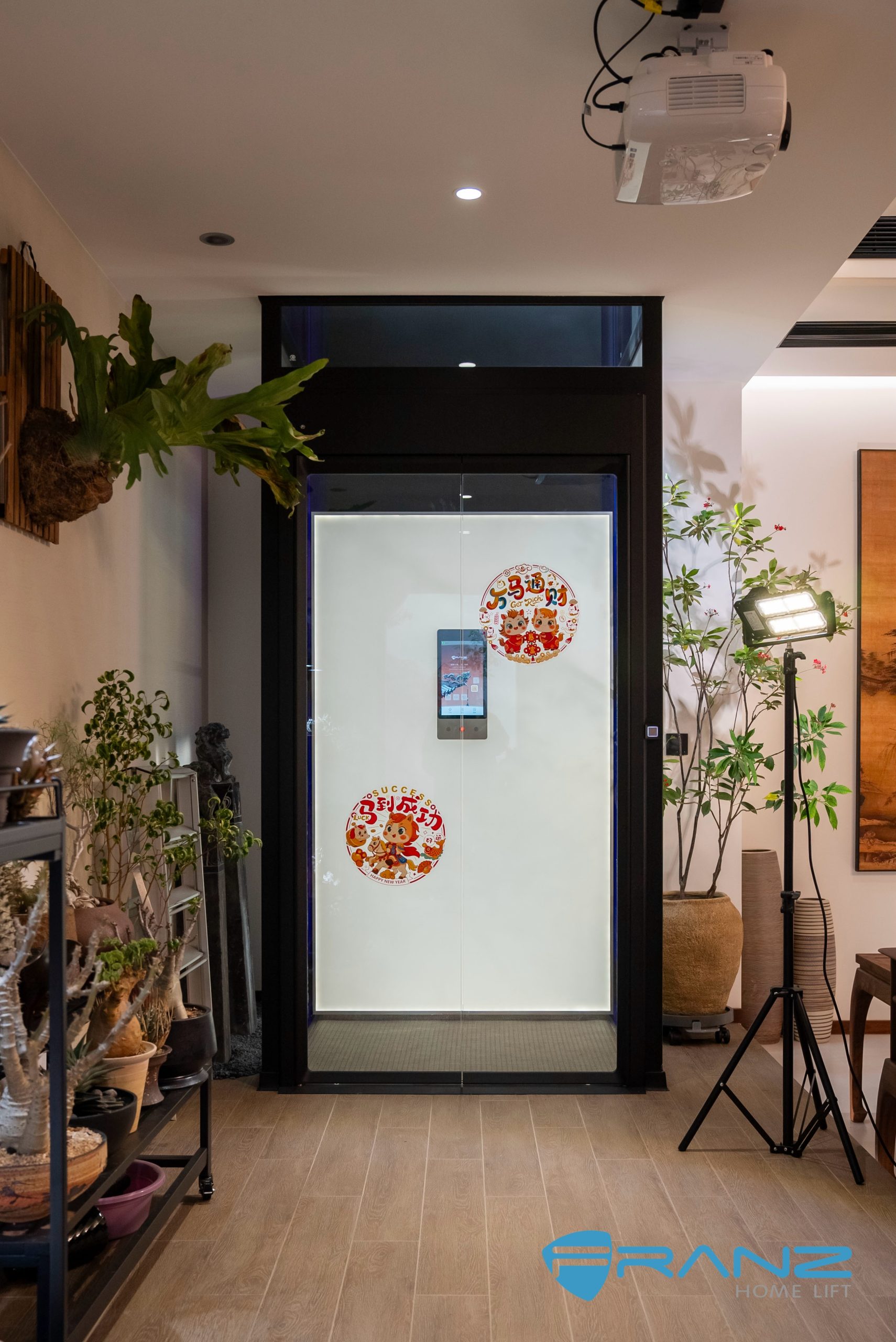 DSC06300 拷贝 scaled - Thang may chinh hang