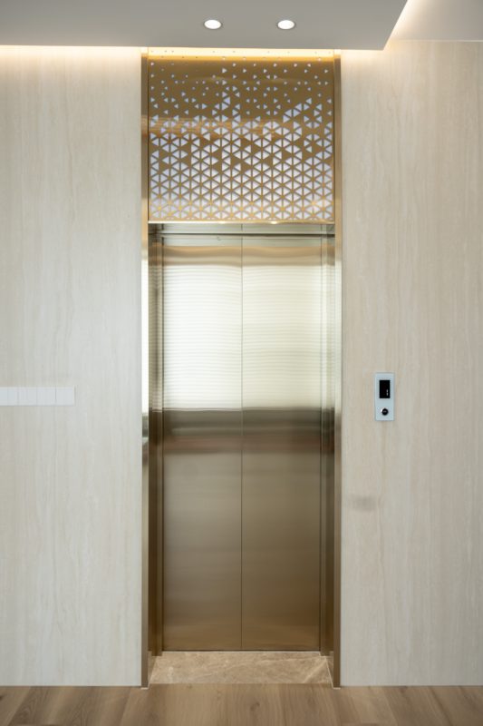 DSC06444 拷贝 - Thang may chinh hang