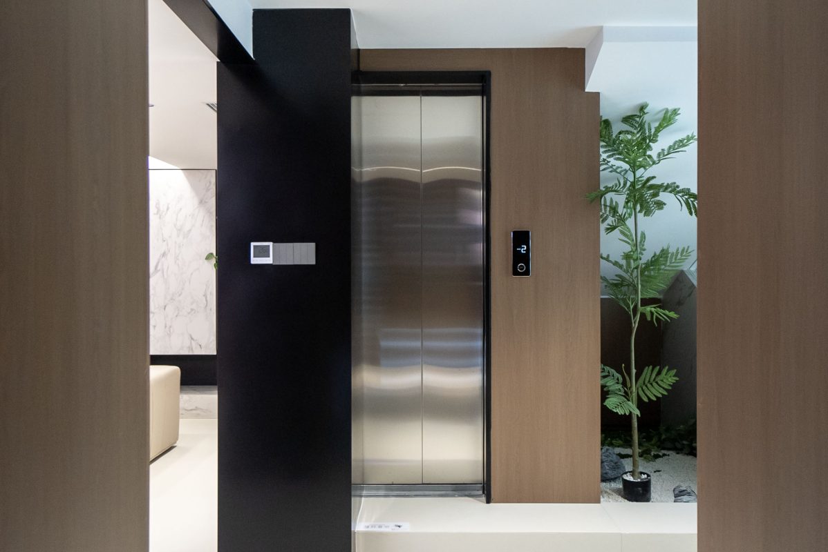 DSC06716 拷贝 - Thang may chinh hang