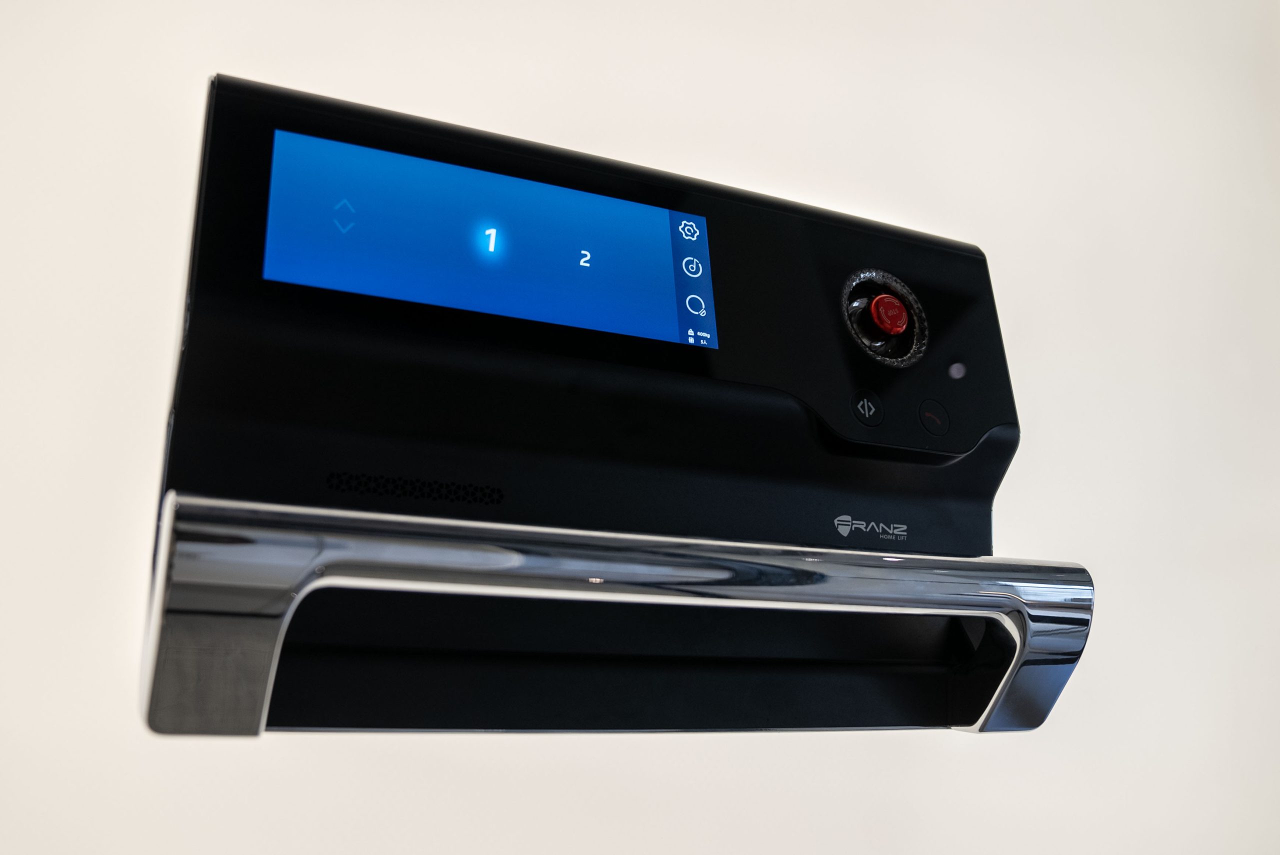 DSC07595 拷贝 scaled - Thang may chinh hang