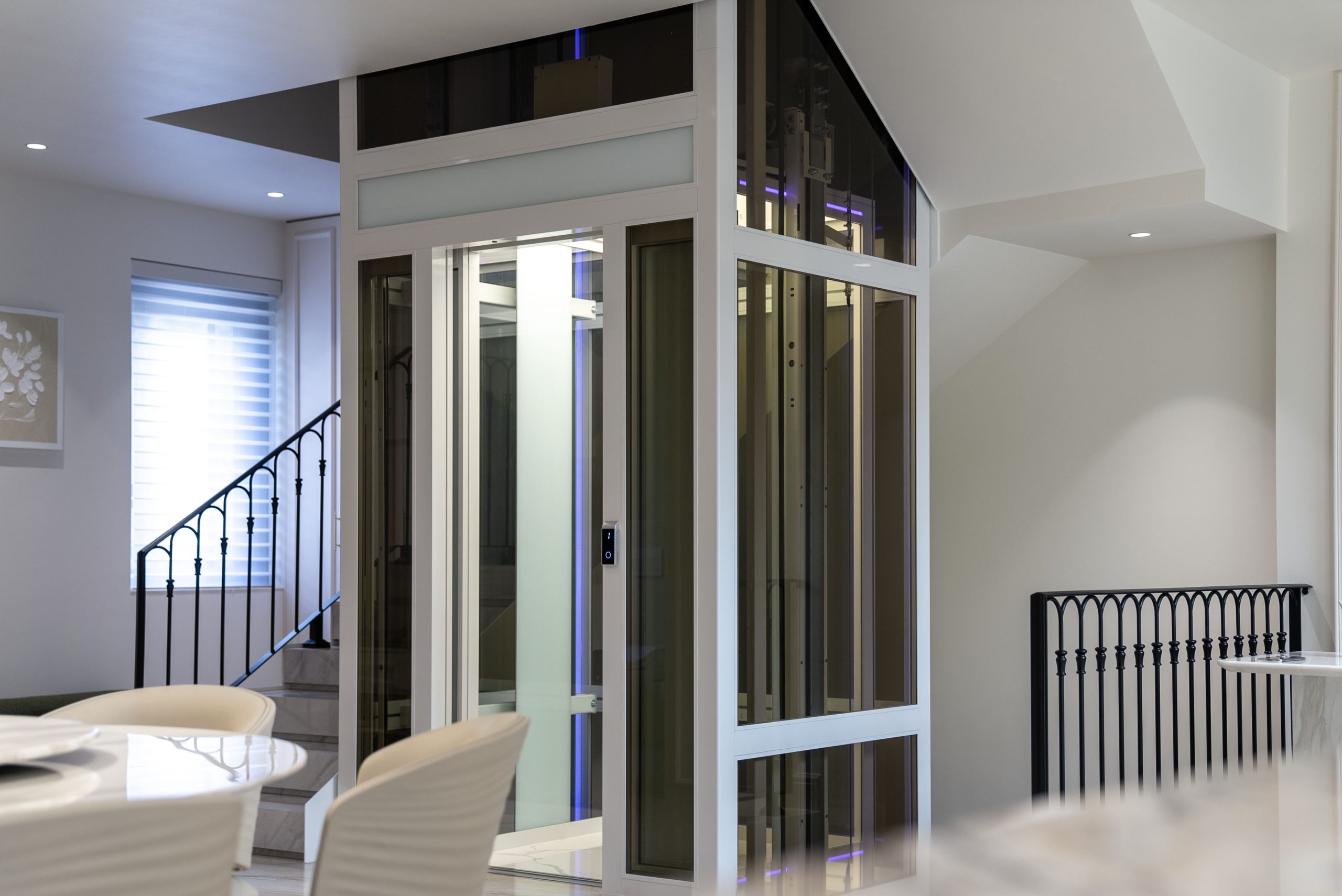 DSC07688 拷贝 scaled - Thang may chinh hang