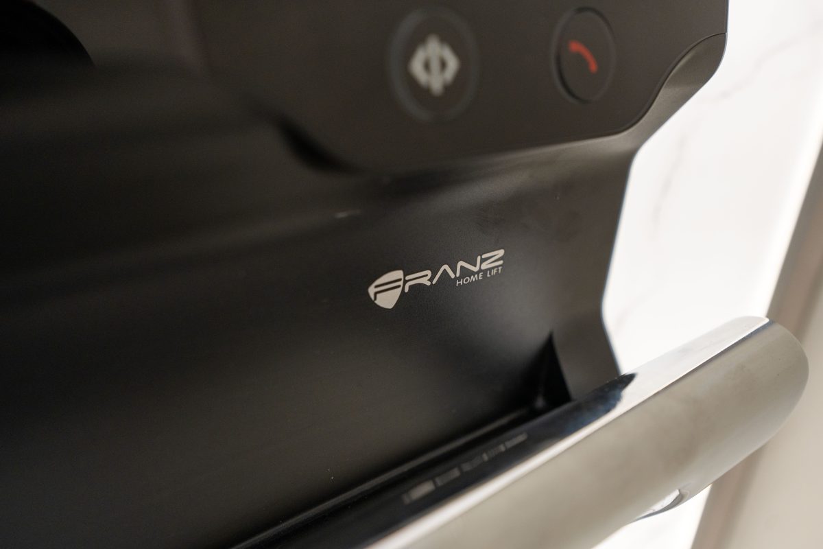 DSC08520 拷贝 - Thang may chinh hang