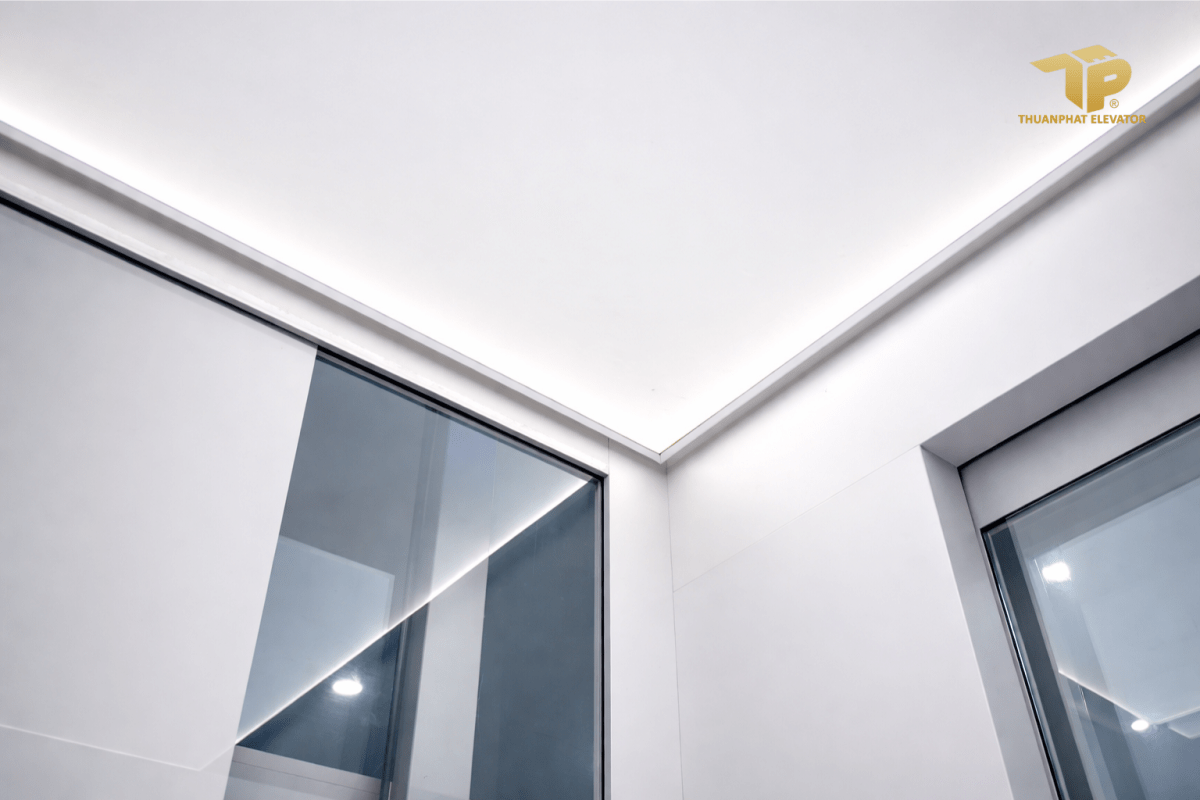 Nha 2 55 - Thang may chinh hang