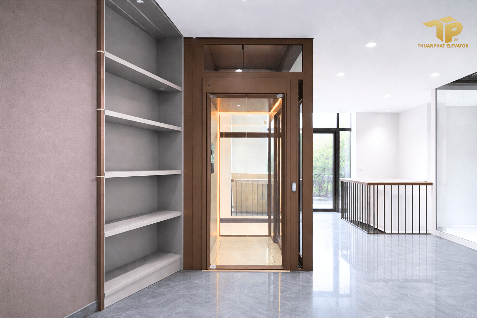 Nha 2 59 - Thang may chinh hang