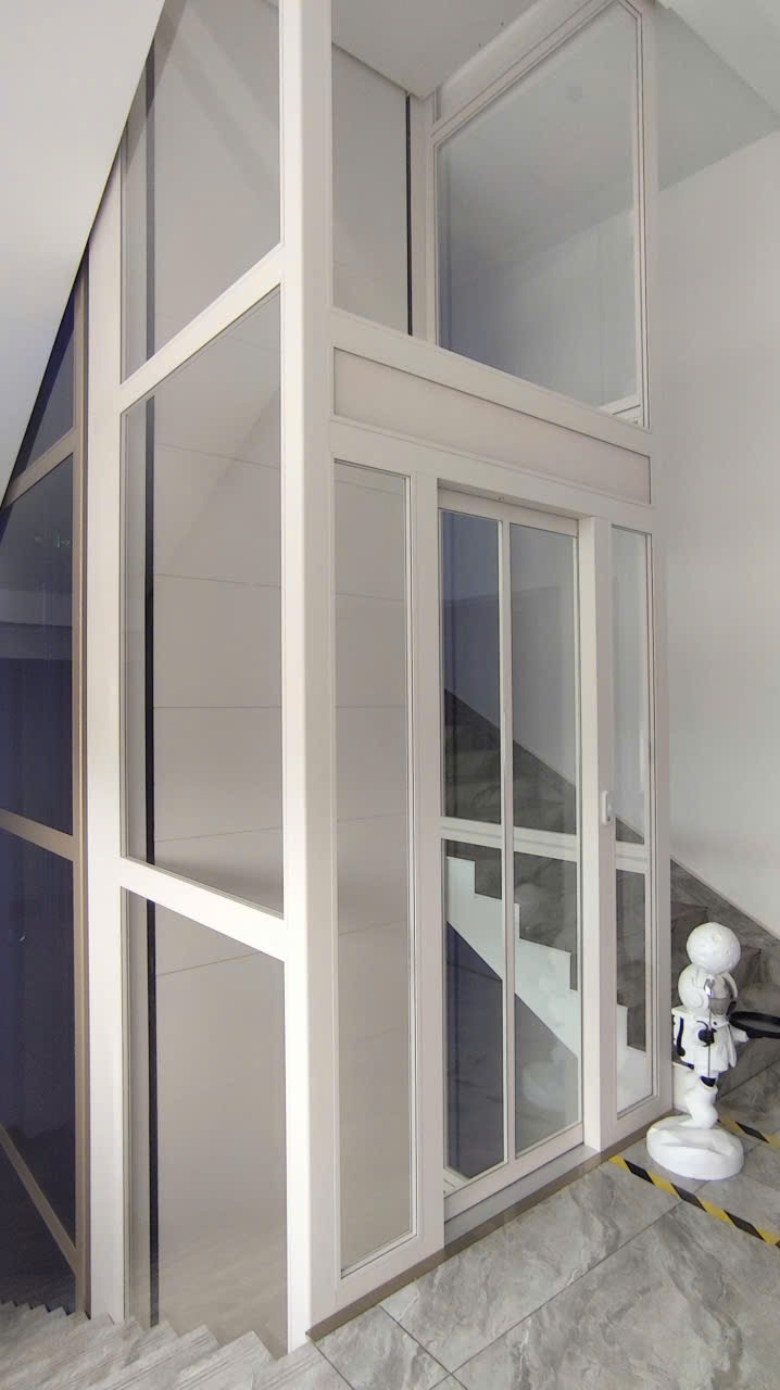 d019d46e5a2fdb71823e - Thang may chinh hang