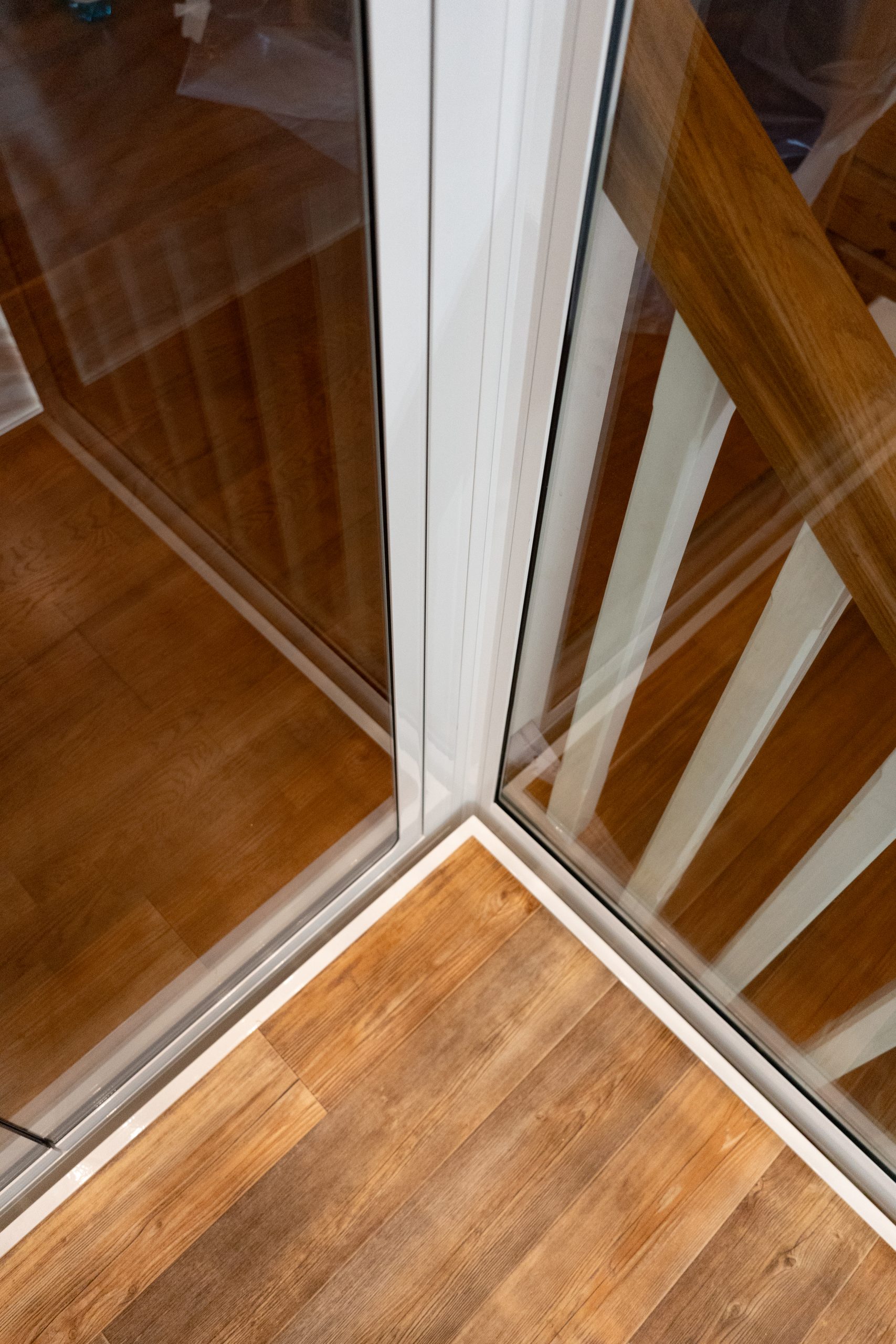 Лифт для дома Franz Top Level lift 02636 scaled - Thang may chinh hang