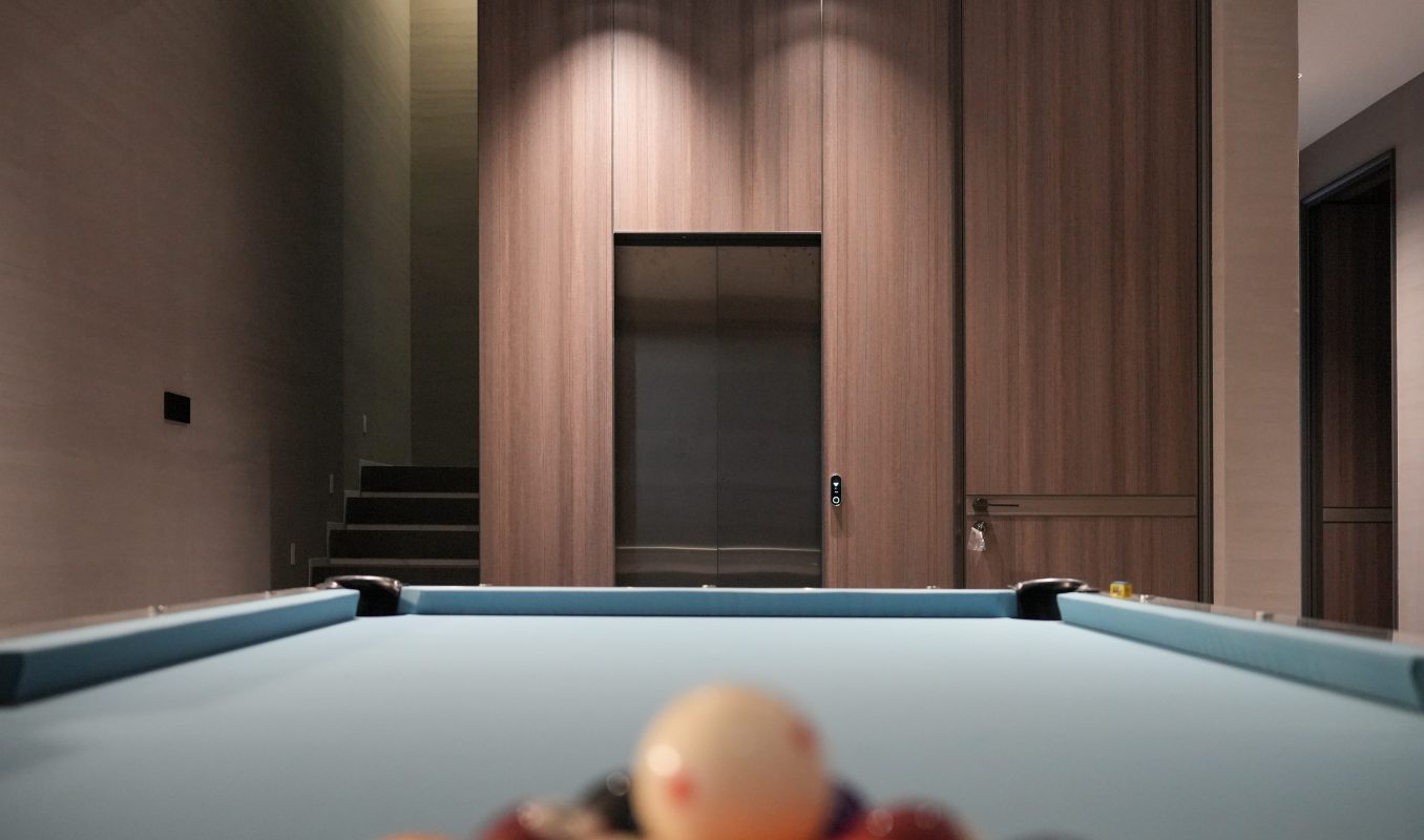 荷塘月色13 - Thang may chinh hang